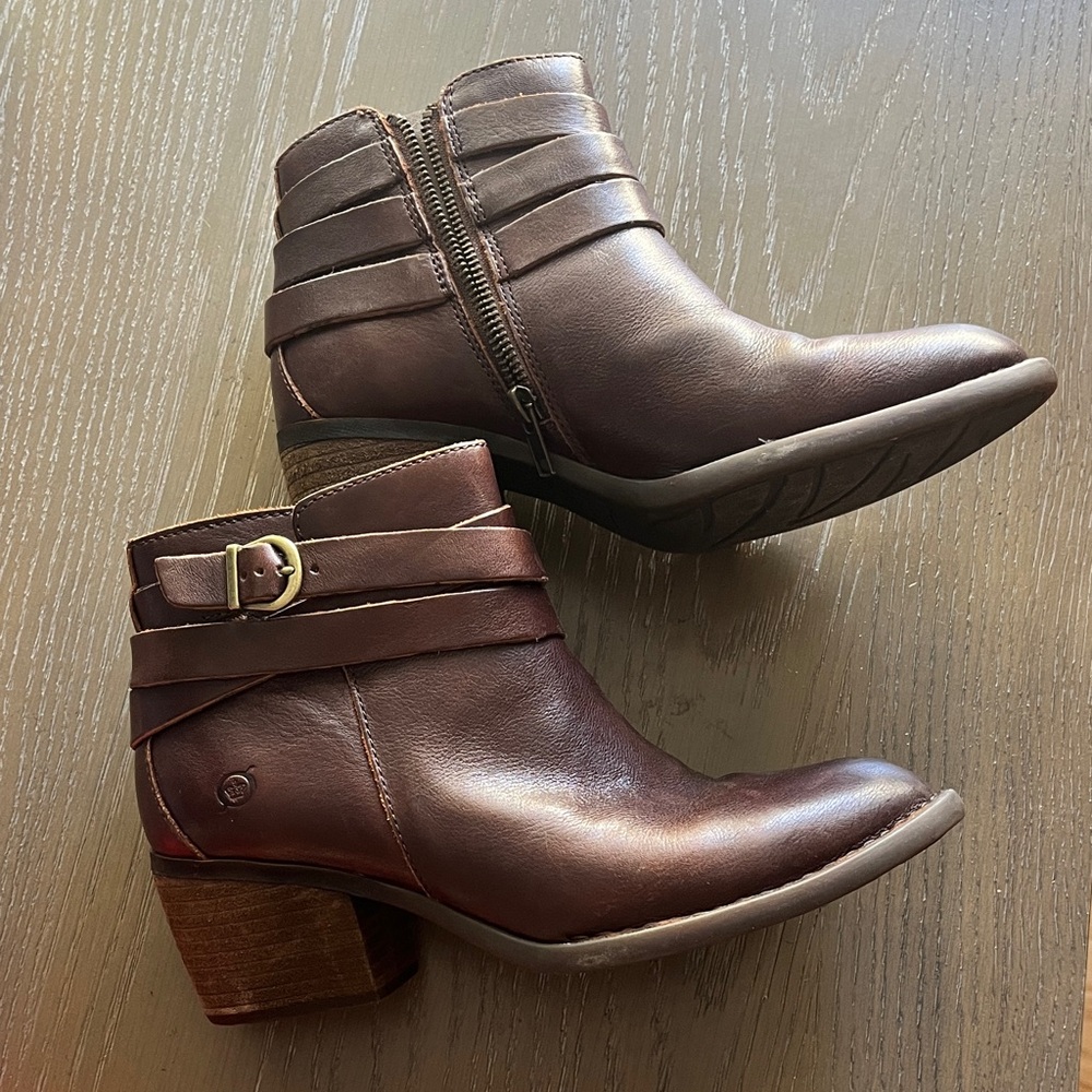 Beautiful Dark Brown Leather Ankle Boots